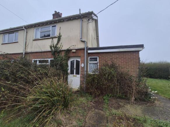 3 bed property, in 6 Church Road, £160,000