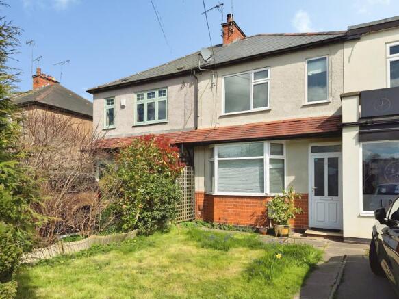 2 bed property, in 2 Washbrook Lane, £120,000