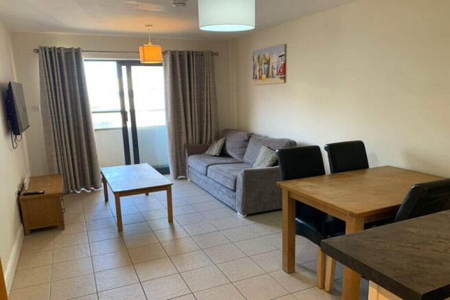 2 bed property, in Westbeach, £35,000
