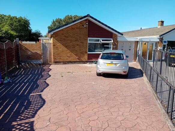 3 bed property, in Severnwood Gardens, £375,000