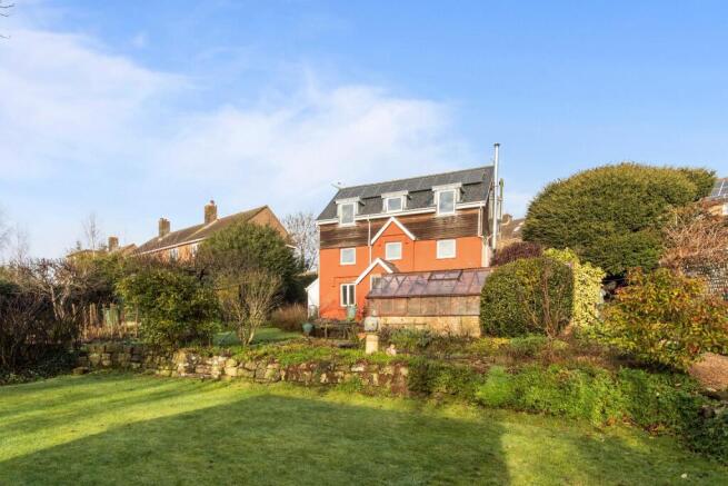 4 bed property, in Spences Lane, £1,150,000