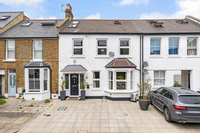5 bed property, in Berrymede Road, £1,500,000