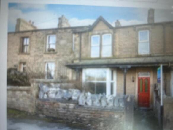 3 bed property, in Denny Bank, £150,000