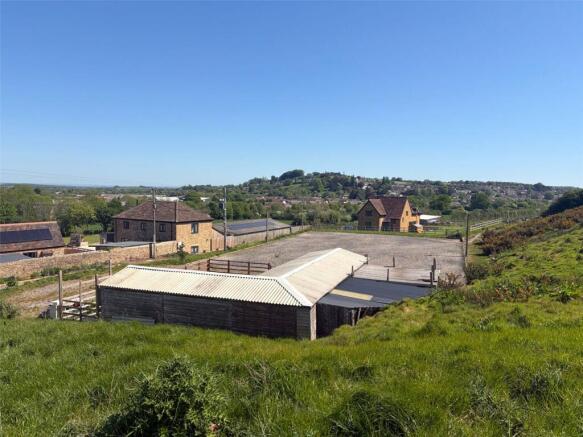 Land, in At Coldharbour Farm, £70,000