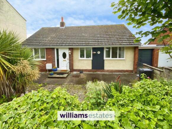 3 bed property, in Holway Road, £249,999