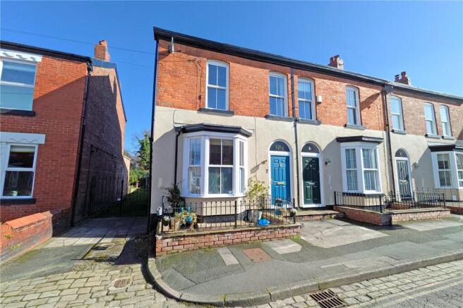 3 bed property, in Portland Grove, £475,000