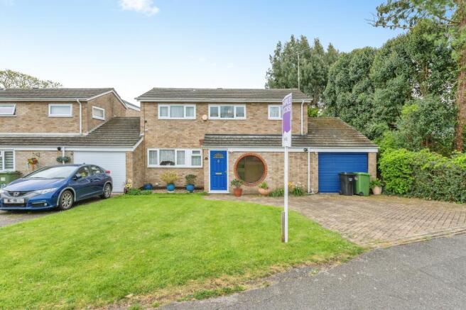 3 bed property, in Gaynesford, £510,000
