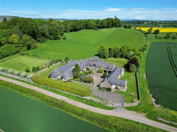8 bed property, in Home Farm Steading, £960,000