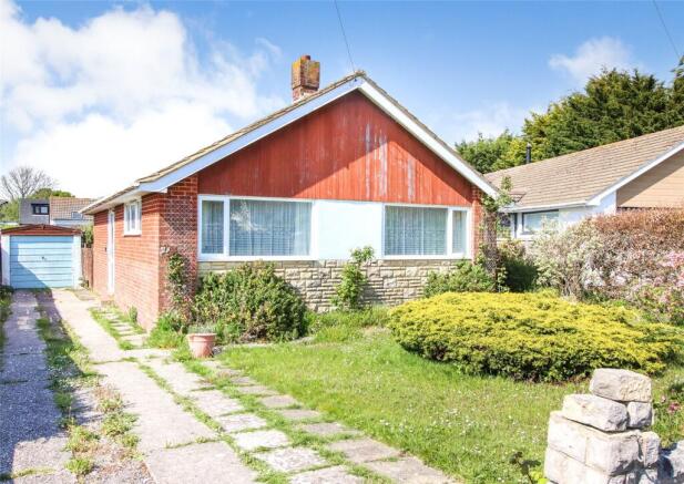 2 bed property, in Newbridge Way, £490,000