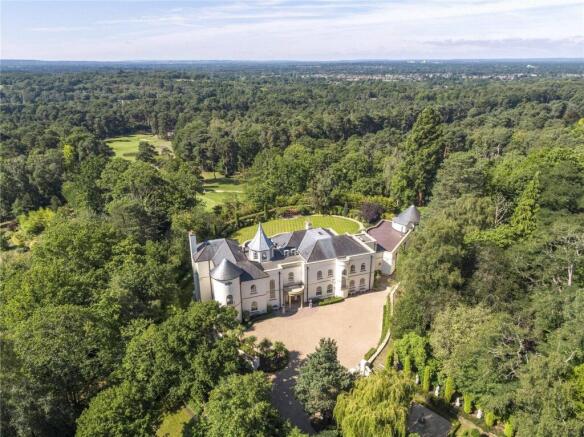7 bed property, in St George's Hill, £7,950,000