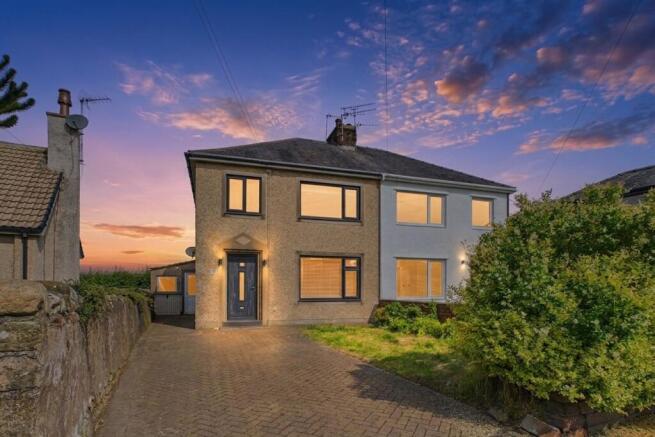 3 bed property, in Scaw Road, £197,500