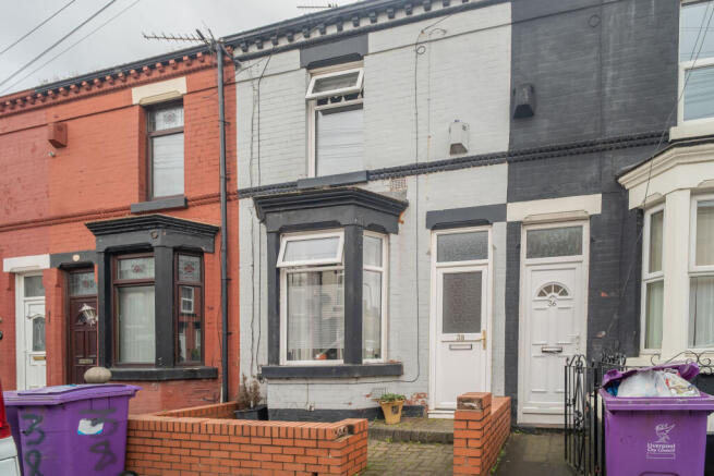 2 bed property, in August Road, £90,000