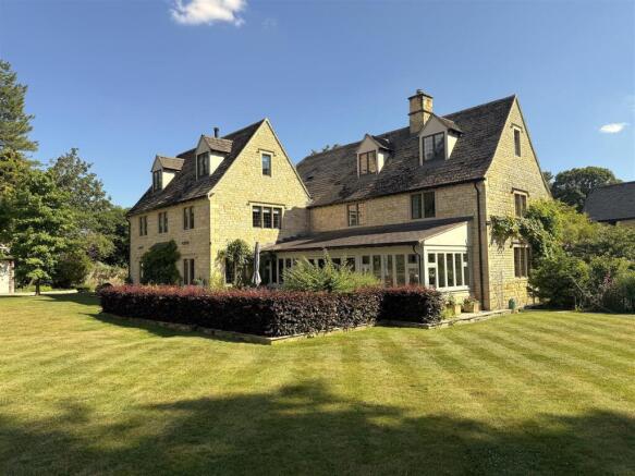 6 bed property, in Lower Slaughter, £4,000,000