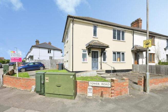 4 bed property, in Tower Road, £485,000