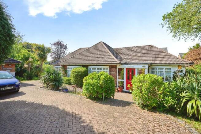 4 bed property, in Melville Street, £450,000