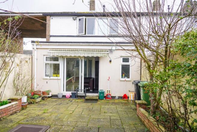 3 bed property, in Great Knightleys, £375,000