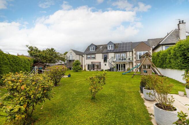 6 bed property, in Dunmore Street, £635,000