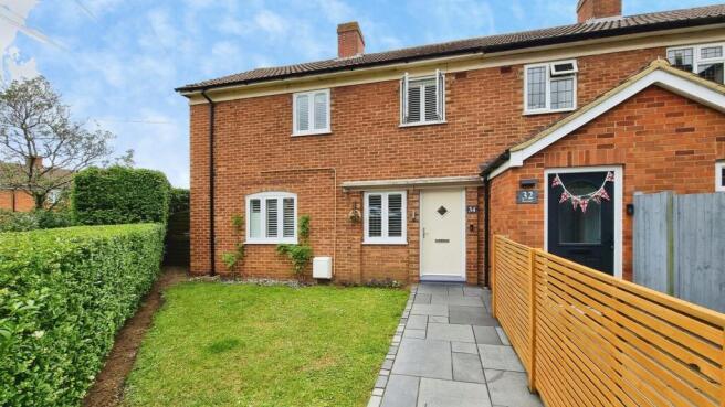 3 bed property, in Readshill, £400,000