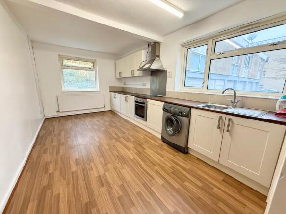 2 bed property, in Flat, £89,950