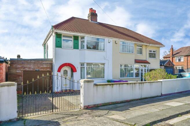 3 bed property, in South Mossley Hill Road, £375,000