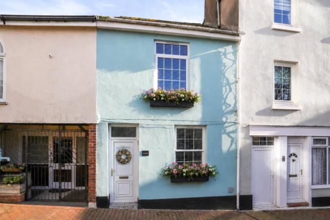 2 bed property, in Teign Street, £275,000