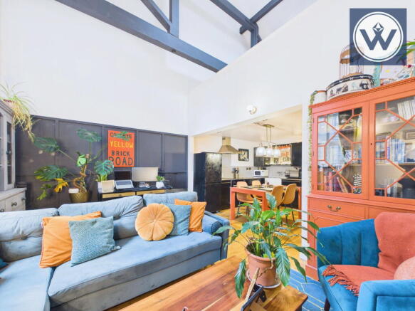 1 bed property, in Block A Albion Mill M4, £180,000