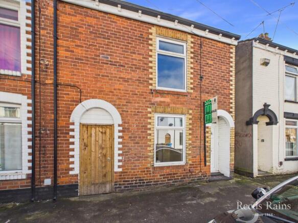 2 bed property, in Folkestone Street, £83,950