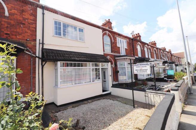 7 bed property, in Isaacs Hill, £215,000