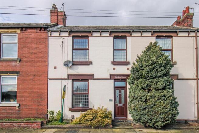 1 bed property, in Wycliffe Street, £129,950
