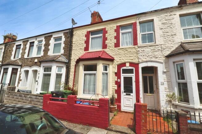 3 bed property, in Aldsworth Road, £240,000
