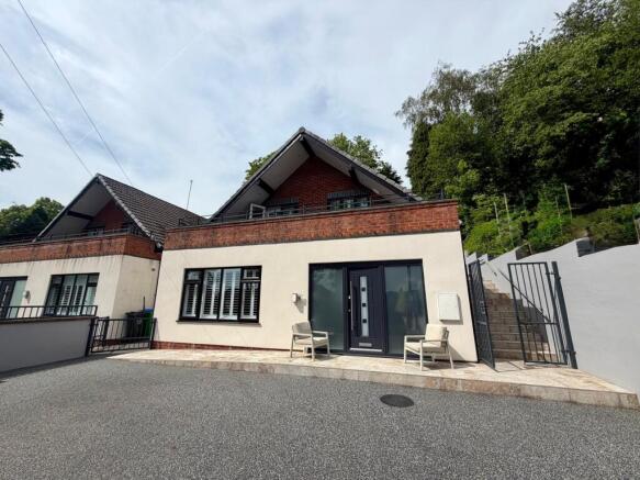 4 bed property, in Mount Pleasant, £365,000