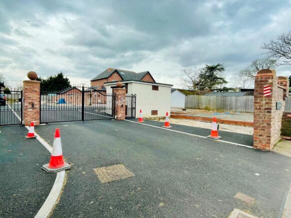 3 bed property, in Coney Croft, £180,000