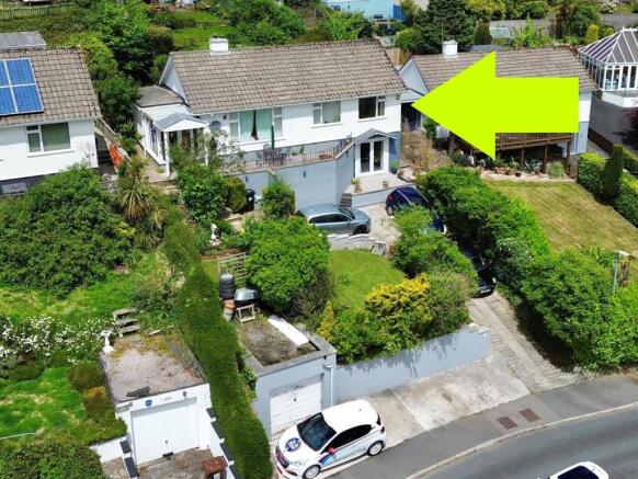 4 bed property, in Polsue Way, £375,000