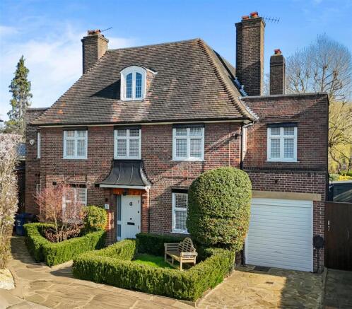 5 bed property, in Turner Close, £3,750,000