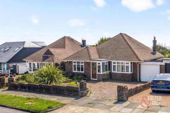 3 bed property, in Green Ridge, £700,000