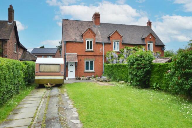 3 bed property, in 303 Monkmoor Road, £185,000