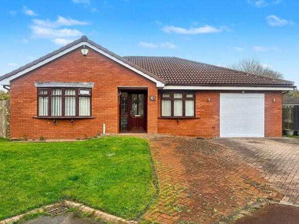 3 bed property, in Fernwood, £270,000