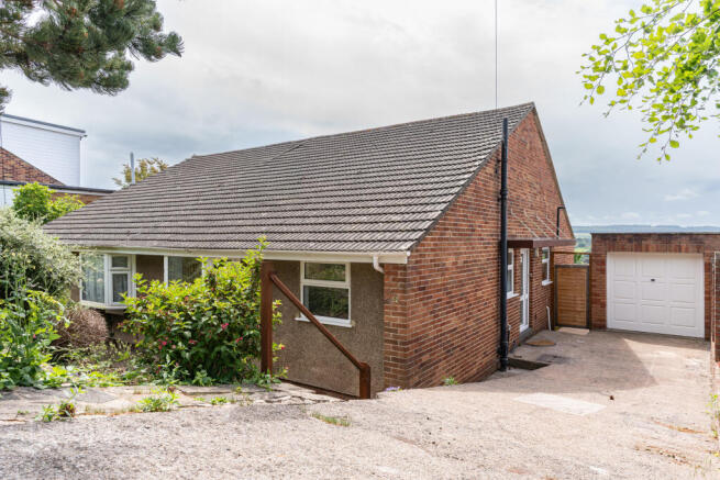 2 bed property, in Shirehampton, £325,000