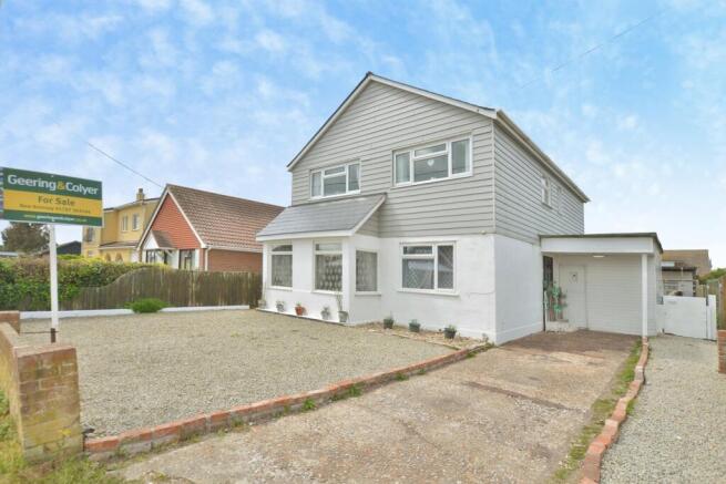 4 bed property, in Merritt Road, £400,000