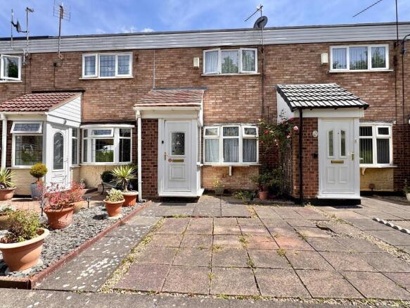 2 bed property, in Tompstone Road, £169,500