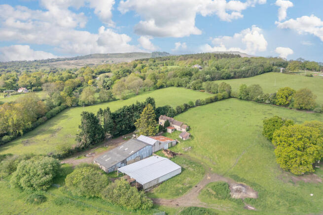 4 bed property, in Farlow, £400,000