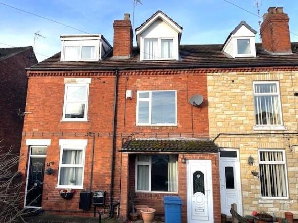 2 bed property, in Mansfield Road, £150,000