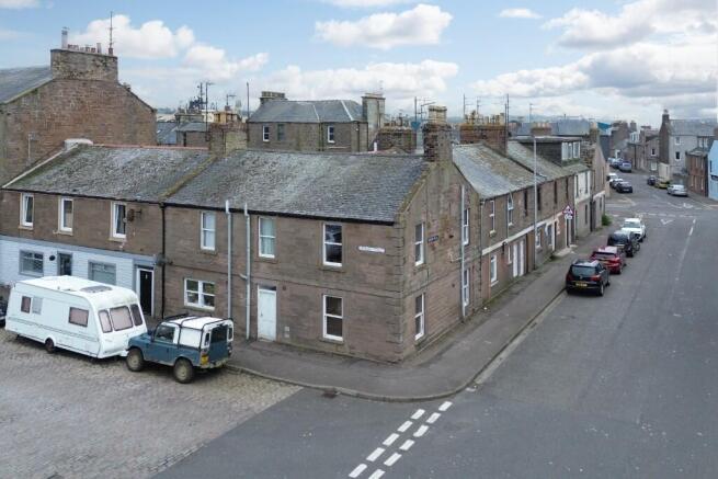 2 bed property, in Erskine Street, £79,950
