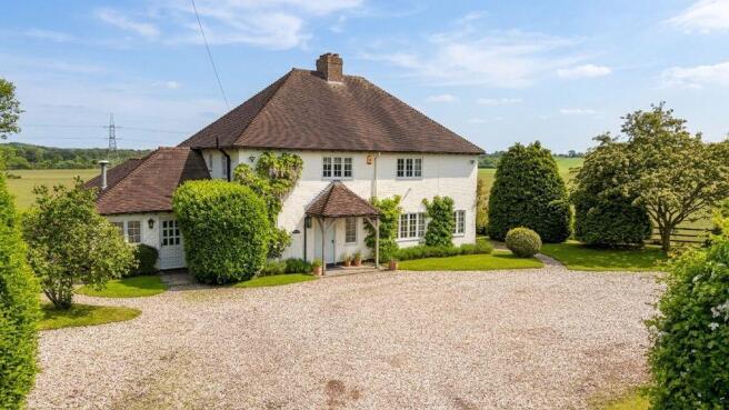 4 bed property, in 'Green View', £950,000