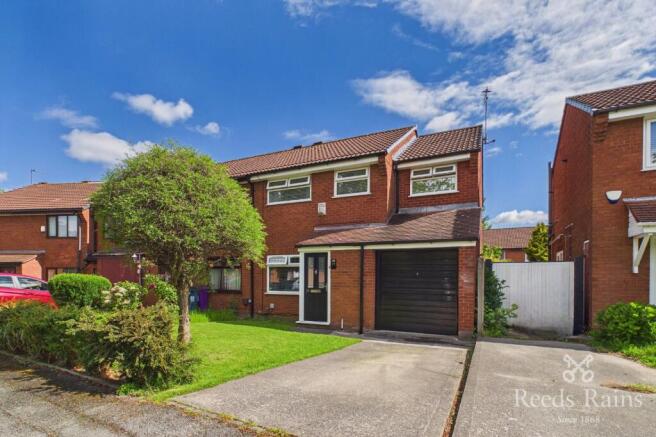 4 bed property, in Broughton Hall Road, £290,000