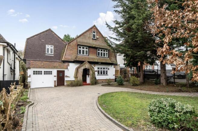 5 bed property, in Warren Road, £1,300,000