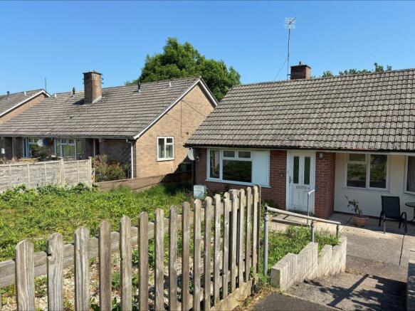 1 bed property, in Middlemead, £135,000