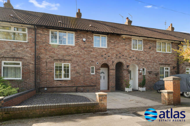 3 bed property, in School Lane, £270,000