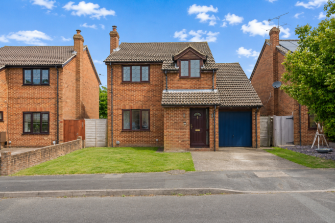 4 bed property, in Old Brickfield Road, £525,000
