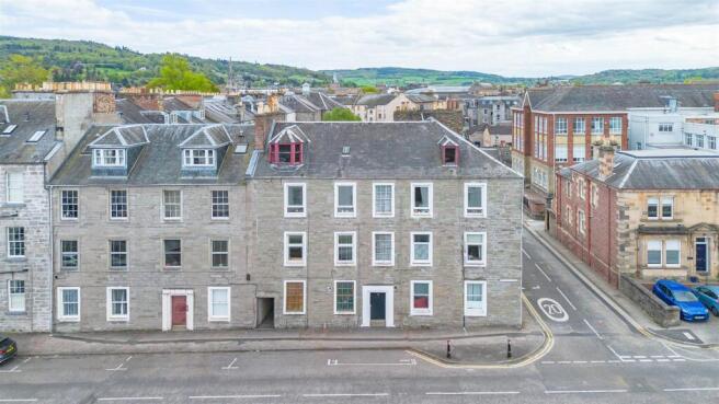 2 bed property, in Barossa Place, £129,995